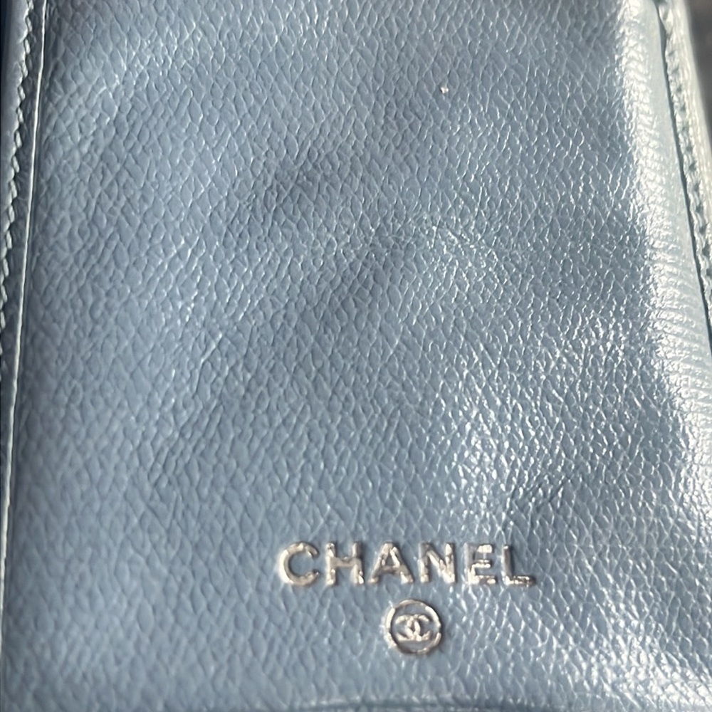 CHANEL Vintage CC Button Long Bifold Wallet Purse Leather Blue Made In Spain EUC - Picture 6 of 16